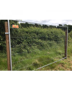 Tree Protection Fencing – Timber Posts