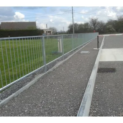 Full Height Pedestrian Guardrail (2m x 1m) - Galvanised